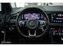 Volkswagen T-Roc 1.5 TSI Sport | Virtual cockpit | Adaptive | Camera | Sportstoelen | schakelflippers | Stoelverwarming | LED |