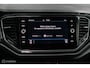 Volkswagen T-Roc 1.5 TSI Sport | Virtual cockpit | Adaptive | Camera | Sportstoelen | schakelflippers | Stoelverwarming | LED |