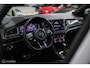 Volkswagen T-Roc 1.5 TSI Sport | Virtual cockpit | Adaptive | Camera | Sportstoelen | schakelflippers | Stoelverwarming | LED |