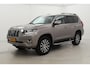 Toyota Land Cruiser 7 pers. 2.8 D-4D Executive | Panoramadak | Trekhaak | Treeplanken | Stoel-/achterbankverwarming | Stoelventilatie | Leder | Rear Seat Entertainment | Dodehoek detectie | JBL