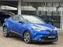 Toyota C-HR 1.8 Hybrid Bi-Tone Plus|Nieuwstaat!|1e Eigenaar|Camera|Navigatie|JBL| 42 dkm!