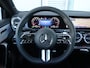 Mercedes-Benz A-klasse 250 e AMG Line | Panoramadak | Trekhaak | Multispaak | Dodehoekassistent | Navigatie | Camera | Automaat