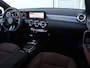Mercedes-Benz A-klasse 250 e AMG Line | Panoramadak | Trekhaak | Multispaak | Dodehoekassistent | Navigatie | Camera | Automaat