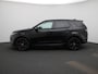 Land Rover Discovery Sport P300e 1.5 SE | PANORAMADAK | ACHTERUITRIJCAMERA | APPLE CARPLAY / ANDRIOD AUTO | NAVIGATIE | HALF LEDEREN BEKLEDING | ELEKTRISCHE ACHTERKLEP | STUUR- EN STOELVERWARMING |