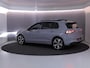 Volkswagen Golf 1.5 eHybrid GTE 272 pk Automaat (DSG) | Verlengde garantie | Navigatie | Panoramadak | Trekhaak (wegklapbaar) | Parkeersensoren | Achteruitrijcamera | Stoelverwarming | Black Style pakket |