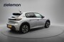 Peugeot e-208 GT Premiere 50 kWh - Carplay, Digitaal Cockpit, Panorama, Half Leer, Camera, Stoelverw. SOH 89,6%