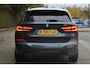 BMW X1 xDrive20i High Executive 4x4 M-Sport | Sportstoelen | Camera | Afn.haak | Keyless | Sfeerverl. | Navi | Full LED | 19" velgen