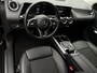 Mercedes-Benz B-klasse 250 e Business Line /Apple&Android Carplay/BTW/Cruise&Clima Contr./Stoelverw./Leder/Sfeerverlichting/Park. As./Navi/Rijmodus select./17''LMV/(MET GARANTIE*)