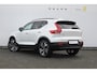 Volvo XC40 211PK Automaat B4 Ultimate Dark / Adaptieve cruise control / BLIS / Pixel LED / 20” velgen / Leder interieur / Stoel en stuurwielverwarming / 360 camera / Elektrische stoelen / Panoramadak