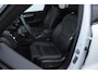Volvo XC40 211PK Automaat B4 Ultimate Dark / Adaptieve cruise control / BLIS / Pixel LED / 20” velgen / Leder interieur / Stoel en stuurwielverwarming / 360 camera / Elektrische stoelen / Panoramadak