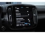 Volvo XC40 211PK Automaat B4 Ultimate Dark / Adaptieve cruise control / BLIS / Pixel LED / 20” velgen / Leder interieur / Stoel en stuurwielverwarming / 360 camera / Elektrische stoelen / Panoramadak
