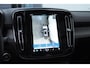 Volvo XC40 211PK Automaat B4 Ultimate Dark / Adaptieve cruise control / BLIS / Pixel LED / 20” velgen / Leder interieur / Stoel en stuurwielverwarming / 360 camera / Elektrische stoelen / Panoramadak