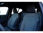 Volvo XC40 B4 Plus Dark | Verwarmbare voorstoelen | Verwarmbaar stuurwiel | Verwarmbare voorruit | Premium audio by Harman Kardon | Trekhaak | 19 inch Lichtmetalen velgen