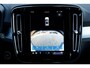 Volvo XC40 B4 Plus Dark | Verwarmbare voorstoelen | Verwarmbaar stuurwiel | Verwarmbare voorruit | Premium audio by Harman Kardon | Trekhaak | 19 inch Lichtmetalen velgen