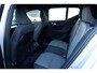 Volvo XC40 B4 Plus Dark | Verwarmbare voorstoelen | Verwarmbaar stuurwiel | Verwarmbare voorruit | Premium audio by Harman Kardon | Trekhaak | 19 inch Lichtmetalen velgen