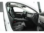 Volvo V90 Cross Country 2.0 B5 250pk AWD Pro Trekhaak Camera B&W Audio Leder Geventileerde Stoelen HUD Panoramadak