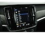 Volvo V90 Cross Country 2.0 B5 250pk AWD Pro Trekhaak Camera B&W Audio Leder Geventileerde Stoelen HUD Panoramadak