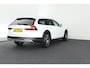 Volvo V90 Cross Country 2.0 B5 250pk AWD Pro Trekhaak Camera B&W Audio Leder Geventileerde Stoelen HUD Panoramadak