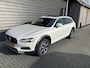 Volvo V90 Cross Country 2.0 B5 250pk AWD Pro Trekhaak Camera B&W Audio Leder Geventileerde Stoelen HUD Panoramadak