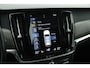 Volvo V90 Cross Country 2.0 B5 250pk AWD Pro Trekhaak Camera B&W Audio Leder Geventileerde Stoelen HUD Panoramadak