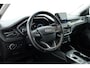 Ford Focus Wagon 1.5 EcoBoost Vignale | Pano | Adapt. Cruise | Trekhaak | CarPlay | HUD | Navi | Stoel-Stuurverw.