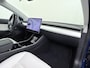 Tesla Model 3 Long Range AWD 75kWh SOH 88% 463PK Lmv 19" Ivoor Premium Audio AutoPilot Panoramadak Camera's Leer Adaptive-Cruise-Control+Stop&Go Pdc Dual-Ecc Dual-Motor Keyless 4WD Stoel en achterbank verwarming Elektr.Stoelen+Memory+Easy-Entry WiFi Origineel Nederlandse Auto Garantie op Accu/Motor tot 20-12-2027/192.000km