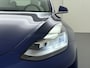 Tesla Model 3 Long Range AWD 75kWh SOH 88% 463PK Lmv 19" Ivoor Premium Audio AutoPilot Panoramadak Camera's Leer Adaptive-Cruise-Control+Stop&Go Pdc Dual-Ecc Dual-Motor Keyless 4WD Stoel en achterbank verwarming Elektr.Stoelen+Memory+Easy-Entry WiFi Origineel Nederlandse Auto Garantie op Accu/Motor tot 20-12-2027/192.000km