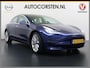 Tesla Model 3 Long Range AWD 75kWh SOH 88% 463PK Lmv 19" Ivoor Premium Audio AutoPilot Panoramadak Camera's Leer Adaptive-Cruise-Control+Stop&Go Pdc Dual-Ecc Dual-Motor Keyless 4WD Stoel en achterbank verwarming Elektr.Stoelen+Memory+Easy-Entry WiFi Origineel Nederlandse Auto Garantie op Accu/Motor tot 20-12-2027/192.000km