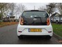Volkswagen Up! 1.0 60PK 4D BMT Executive Clima Apps PDC Cruise Camera