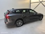 Volvo V60 2.0 B3 Momentum Business