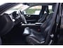 Volvo XC60 T8 Recharge AWD Momentum | Parkeercamera | Stoelverwarming | Trekhaak | Leder | HUD | Keyless