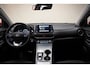 Hyundai Kona Electric EV Comfort 64 kWh 3 fase [ Warmtepomp Adapt.cruise Apple/Android ]