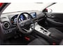 Hyundai Kona Electric EV Comfort 64 kWh 3 fase [ Warmtepomp Adapt.cruise Apple/Android ]