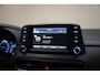 Hyundai Kona Electric EV Comfort 64 kWh 3 fase [ Warmtepomp Adapt.cruise Apple/Android ]