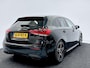 Mercedes-Benz A-klasse 180 Premium Plus Sportieve en luxe in één auto!
