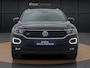 Volkswagen T-Roc 1.5 TSI Sport Business R | Navigatie | Elek. Achterklep | BEATS |  LED | Keyless |