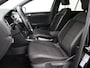 Volkswagen T-Roc 1.5 TSI Sport Business R | Navigatie | Elek. Achterklep | BEATS |  LED | Keyless |