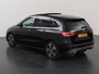 Mercedes-Benz B-klasse 180 Business Solution Luxury | Panoramadak | Memory | Keyless | Widescreen | Rijassistentiepakket | Multibeam |