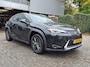 Lexus UX 250h Business Line Pro | CAMERA | LANE ASSIST | ALL SEASON | ADAPTIVE CRUISE | LED | PARK SENS V+A | STOEL- STUURVERWARMING | PRACHTIGE STAAT!