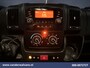 Peugeot Boxer 2.2 BlueHDi 141pk Bakwagen 436cm Lang Laadklep Euro6 Airco | Cruisecontrol | 1085kg laadvermogen Bijrijdersbank