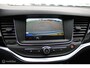 Opel Astra Sports Tourer 1.2 110 PK Design & Tech, Donker glas, PDC + camera, Cruise, Navi, Clima, App connect, Trekhaak Aktie voor € 500,-