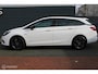 Opel Astra Sports Tourer 1.2 110 PK Design & Tech, Donker glas, PDC + camera, Cruise, Navi, Clima, App connect, Trekhaak Aktie voor € 500,-