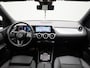 Mercedes-Benz B-klasse 180 Business Line AUTOMAAT | WIDESCREEN | NAVIGATIE | CAMERA | CRUISE | CLIMA | STOELVERWARMING | SPORSTOELEN | HALF LEER | PDC | DAB | ELEKTRISCHE KOFFERKLEP | LAGE KM STAND | 12 MAANDEN BOVAG GARANTIE |
