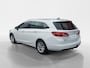Opel Astra Sports Tourer 1.2 Business Elegance | Achteruitrijcamera | Parkeersensoren | Trekhaak | Navigatie | Apple Carplay/Android auto | Bluetooth | Automatische regen/lichtsensoren | Elektrische zijspiegels + ramen |