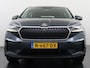 Skoda Enyaq iV 80 Trekhaak Camera 1/2 Leer Apple Carplay Android First Edition Navi Ecc 19"lm PDC-a+v Cruise Control E-Call SOH.90% Stuurverwarming Led Isofix Keyless-Go DAB Rijstrooksensor Origineel Nederlandse Auto Nieuwprijs €49.645,-