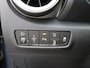 Hyundai Kona Electric EV Premium 64 kWh | Elektrisch verstelbare stoelen | Stoelverwarming en ventilatie | Adaptive Cruise Control | Stuurwielverwarming