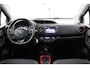 Toyota Yaris 1.5 Hybrid Design Red | Afneembare Trekhaak | Navigatie | Cruise Control | Origineel NL | Eerste Eigenaar |