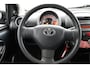 Toyota Aygo 1.0 VVT-i Now | Navigatie | Afneembare Trekhaak | Airco | 5-Deurs |