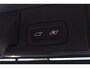 Volvo XC60 T6 350PK Automaat Plug-in Hybrid AWD Plus Dark / Navigatie / 360 Camera / Adaptieve Cruise Control / Stuur & Stoelverwarming / Elektr. Achterklep / Schuifdak / Trekhaak