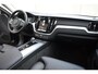 Volvo XC60 T6 350PK Automaat Plug-in Hybrid AWD Plus Dark / Navigatie / 360 Camera / Adaptieve Cruise Control / Stuur & Stoelverwarming / Elektr. Achterklep / Schuifdak / Trekhaak